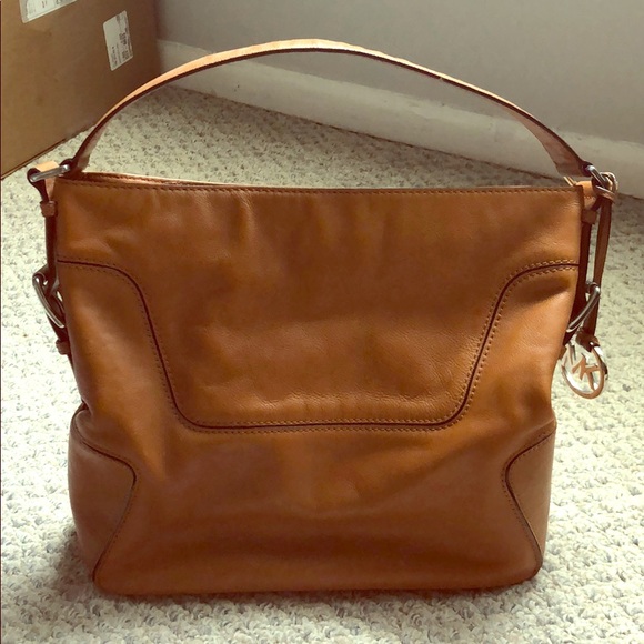 Michael Kors Handbags - Michael Kors hobo purse Michael Kors Handbags - Michael Kors hobo purse